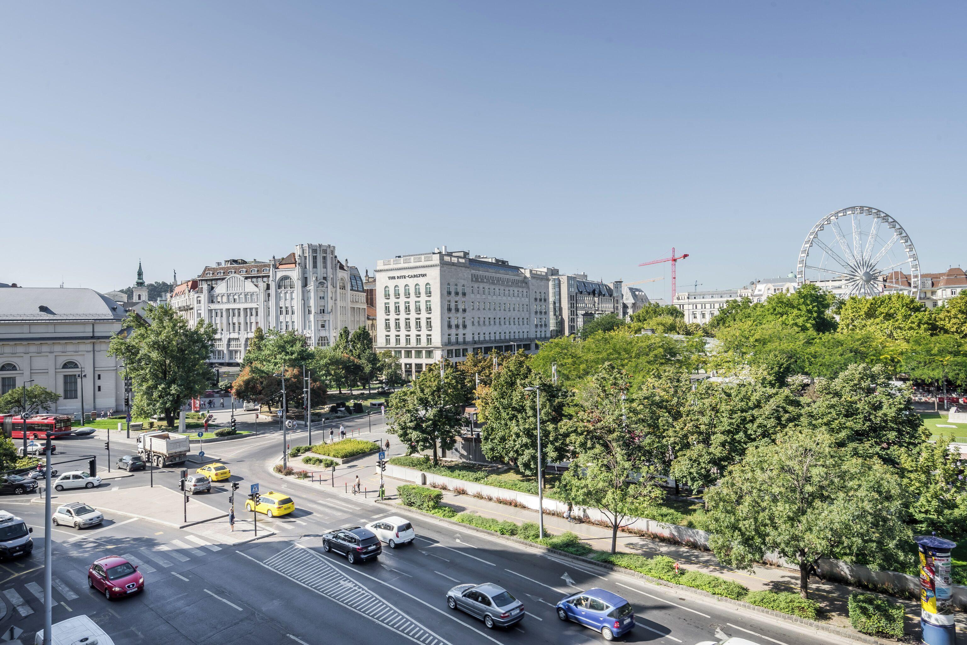 Budapest Eye- Boutique Suites, By Bqa, Budapest